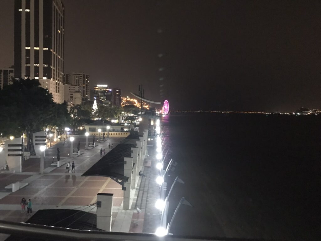 Malecon 2000 in Guayaquil