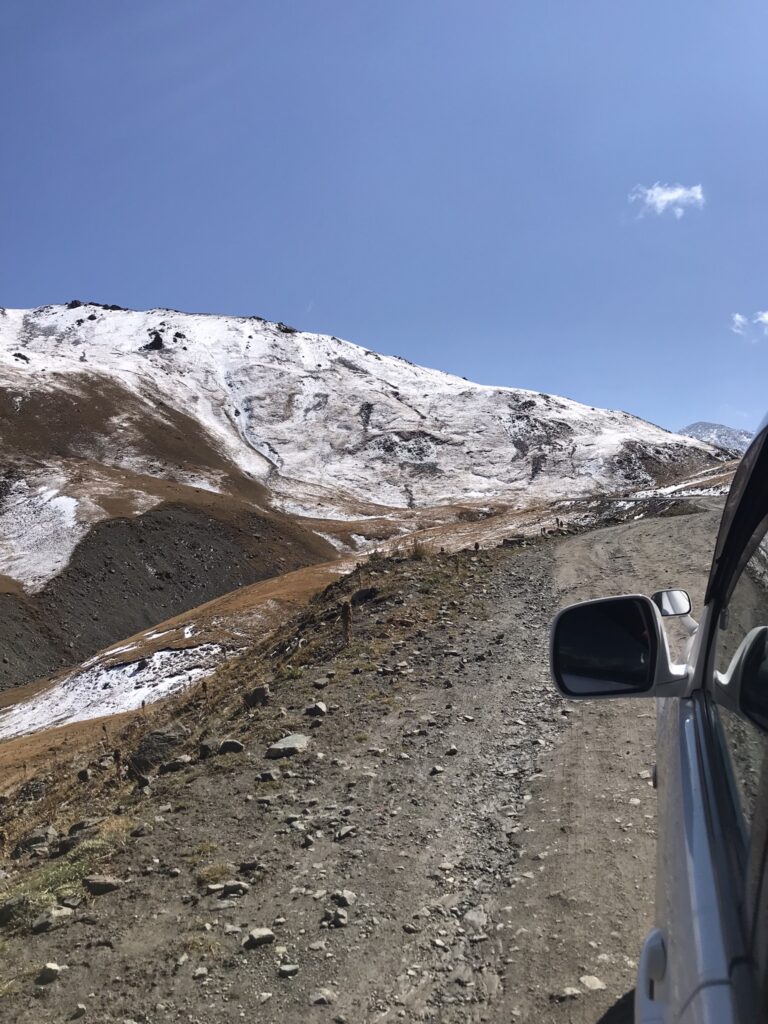 The road to Song Kul