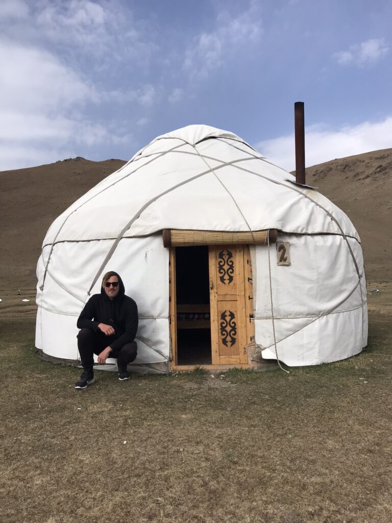 A yurt near to Song Kul lake