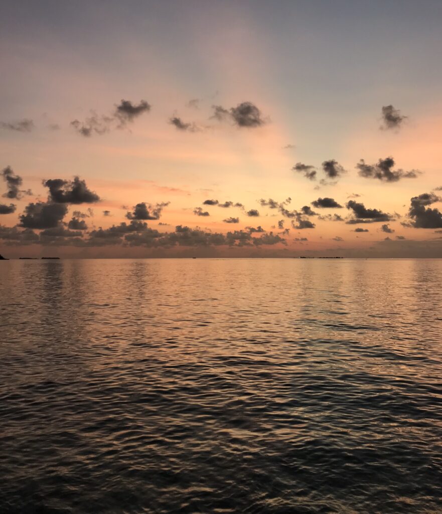 A sunset on Gulhi