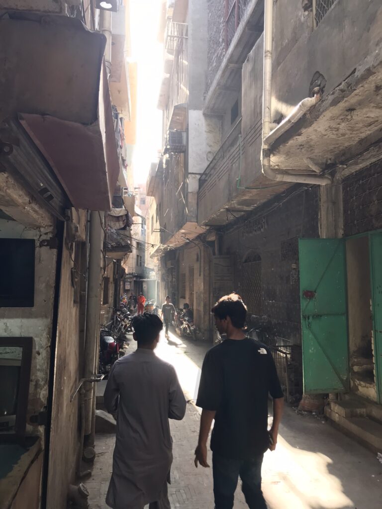 A narrow street in Lahore