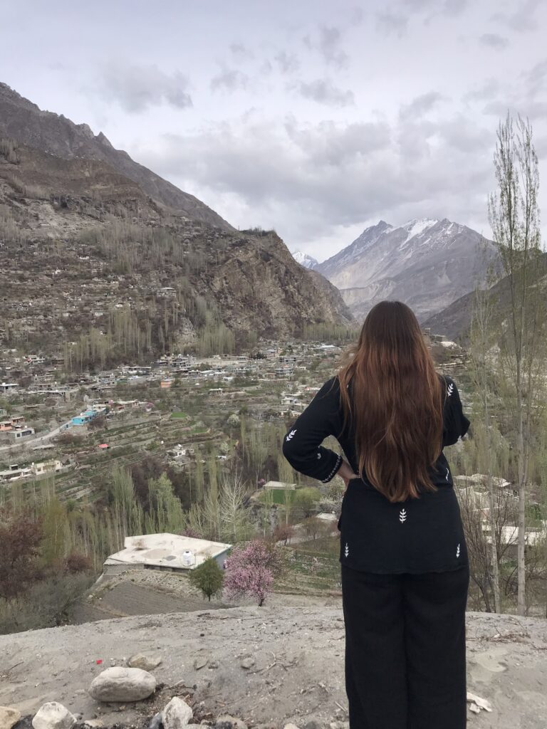 Pakistan travel in Karimabad