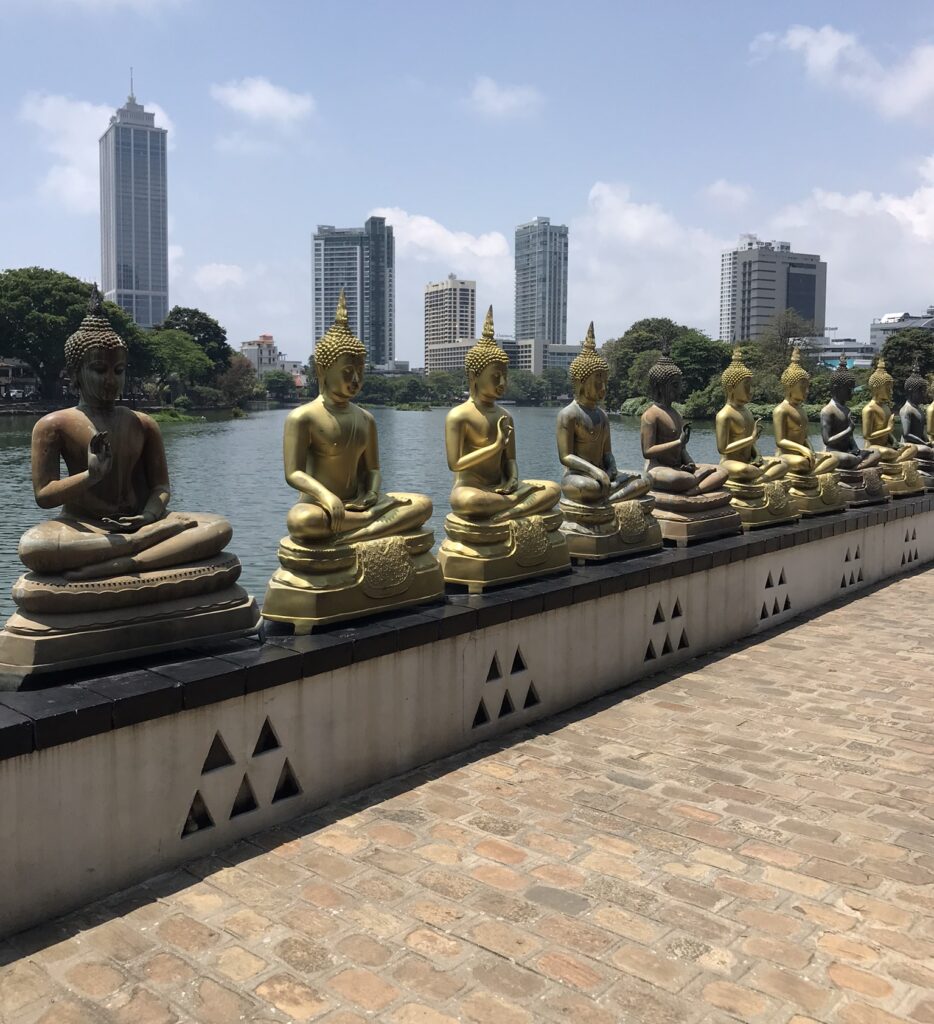 Buddhist statues in Colombo