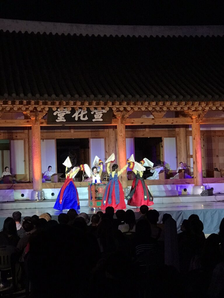 A performance at Jeolla Gamyeong in Jeonju