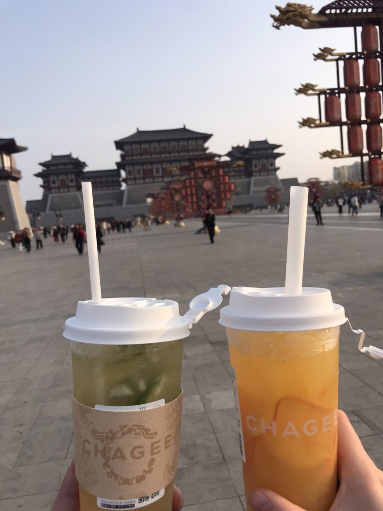 Chagee tea at Yingtianmen in Luoyang